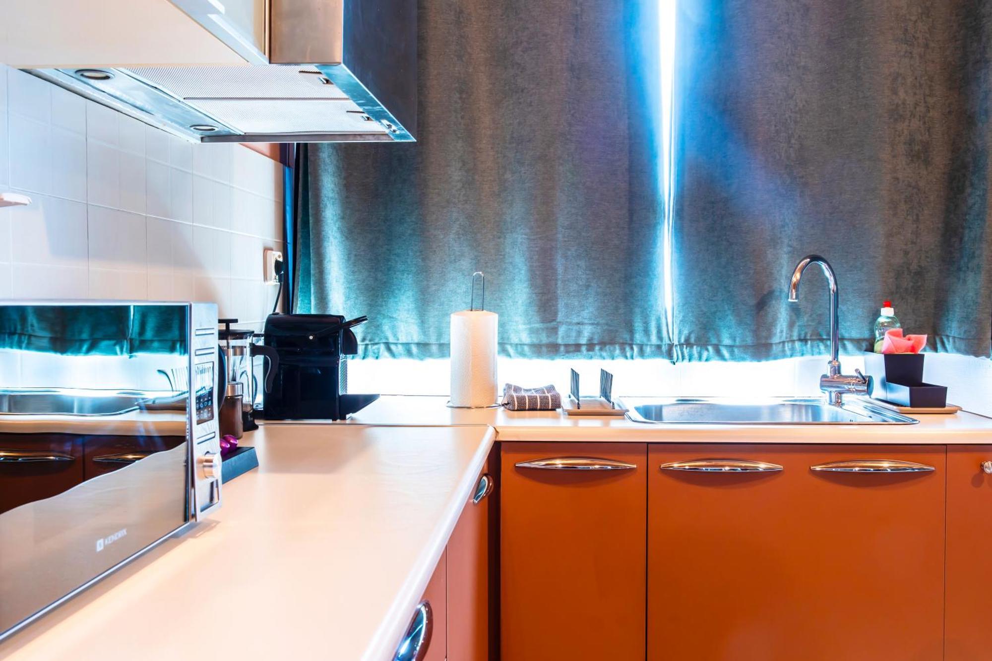 Lis153 By Smart Cozy Suites - Top Floors With Amazing City View - Available 24Hr Athena Bagian luar foto
